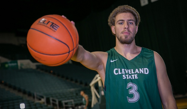 З'явилися свіжі фото сина Коломойського: спортивний, кучерявий і з бородою